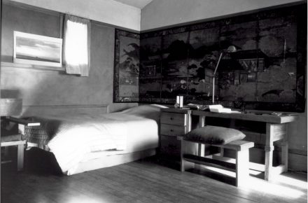 Black and white photograph of dormitory room at Taliesin