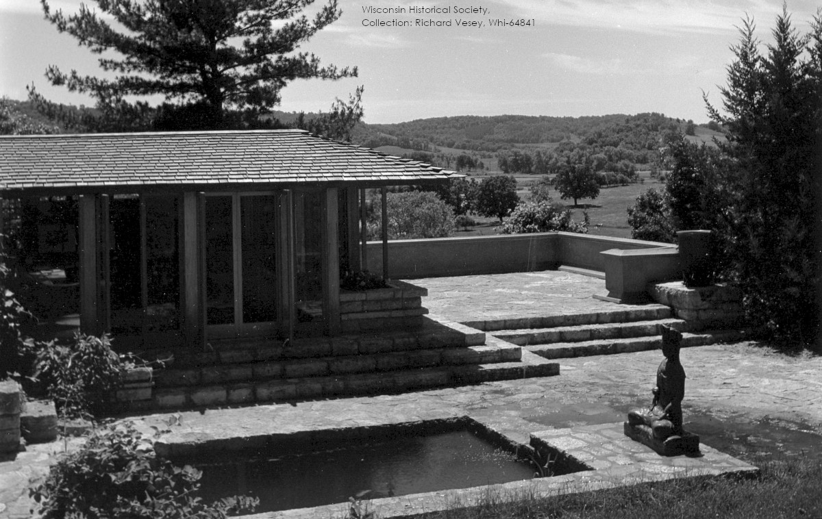 Exterior Taliesin photograph by Richard Vesey from 1957. In the Wisconsin Historical Society - Vesey Collection.
