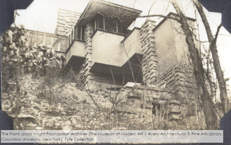 Black and white photograph looking up at stone and plaster at Taliesin. Taken by William "Beye" Fyfe (1910-2001). The Frank Lloyd Wright Foundation Archives (The Museum of Modern Art | Avery Architectural and Fine Arts Library, Columbia University, New York).